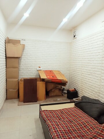 Master Bedroom in 3 BHK Builder Floor at Sushant Lok 3, Sector 57 – for Sale