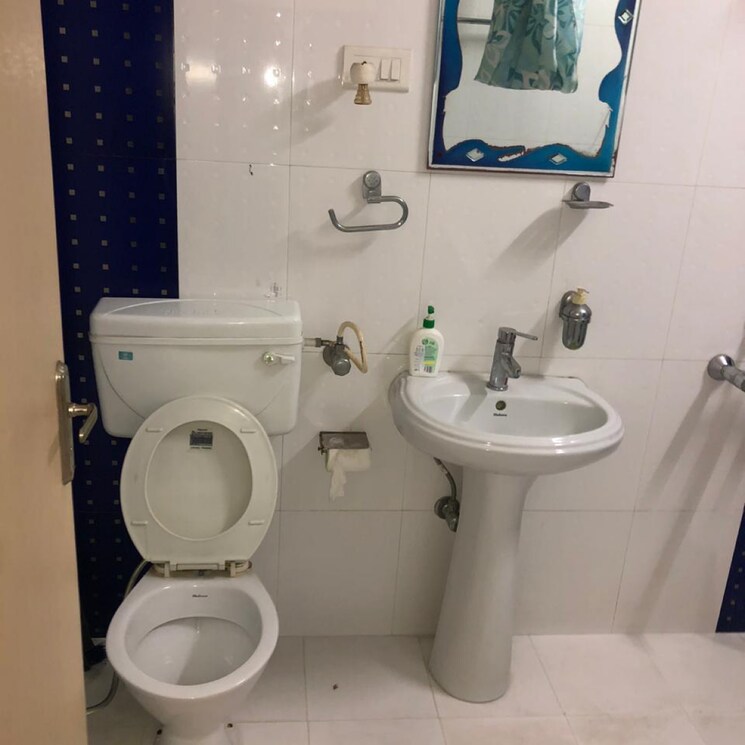 Bathroom, sakal-nagar-chs 2 Bedroom 850 Sq.Ft. Apartment In Sakal Nagar Pune 7757973