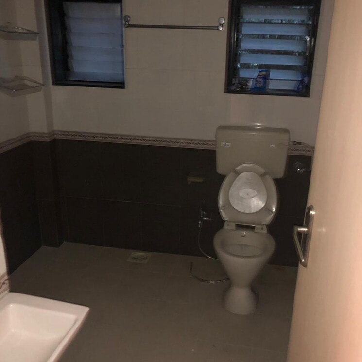 Bathroom, sakal-nagar-chs 2 Bedroom 850 Sq.Ft. Apartment In Sakal Nagar Pune 7757973