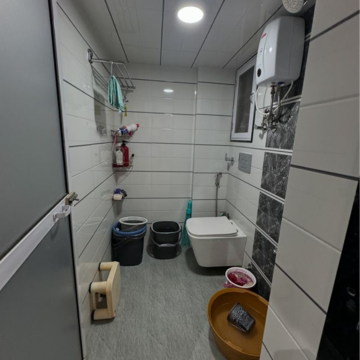 Bathroom in 2 BHK Apartment at Malad West – for Sale