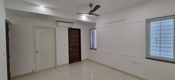Room in 3 BHK Apartment at Jayabheri The Summit, Narsingi – for Sale