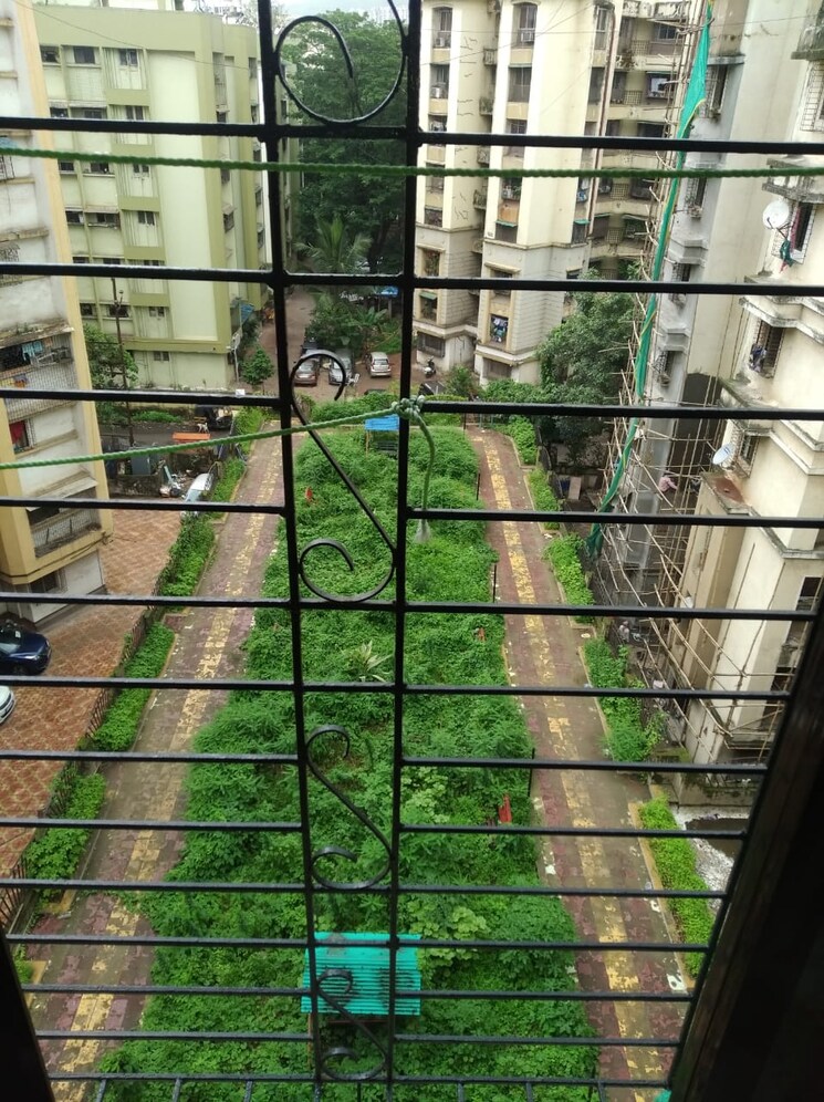 Balcony, sai-baba-vihar-complex 2 Bedroom 635 Sq.Ft. Apartment In Ghodbunder Road Thane 7758478