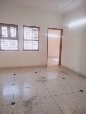 Room in 3 BHK Apartment at Cosmos Express 99, Sector 99 – for Sale