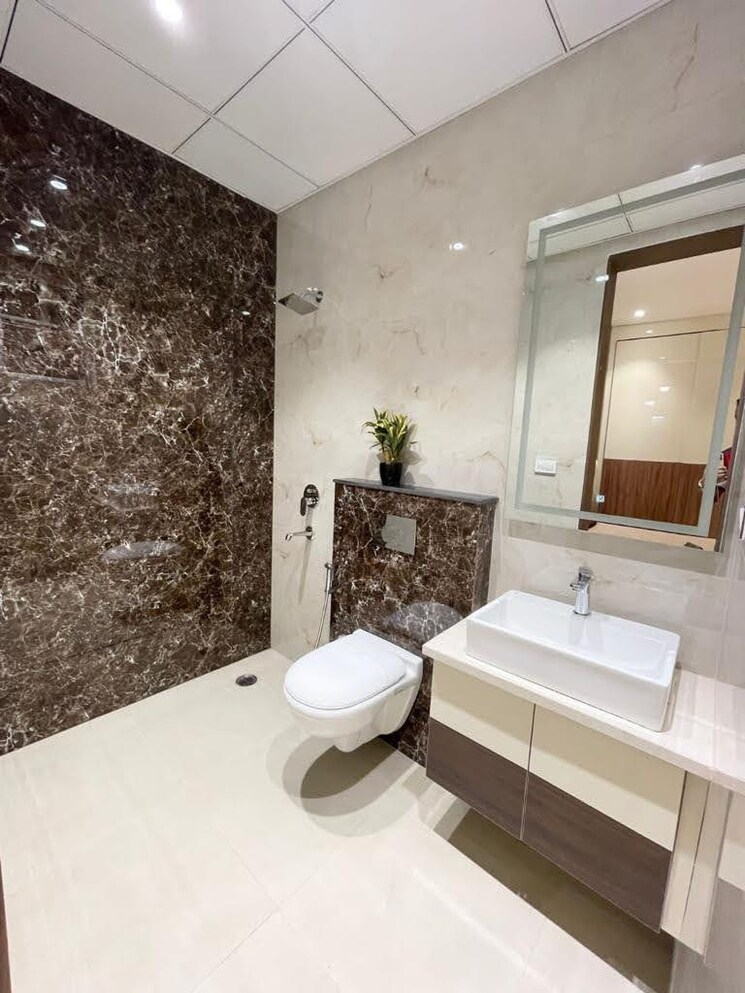 Bathroom, trishla-city 4 Bedroom 2530 Sq.Ft. Apartment In Patiala Road Zirakpur 7758572