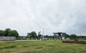 Plot For Sale in Mohanlalganj