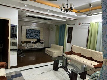 3.5 BHK Apartment For Sale in Mayur Vihar Phase Iii