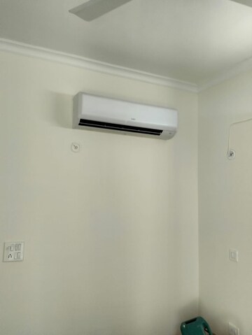 Room in 3 BHK Builder Floor at Ansal API Esencia, Sector 67 – for Sale