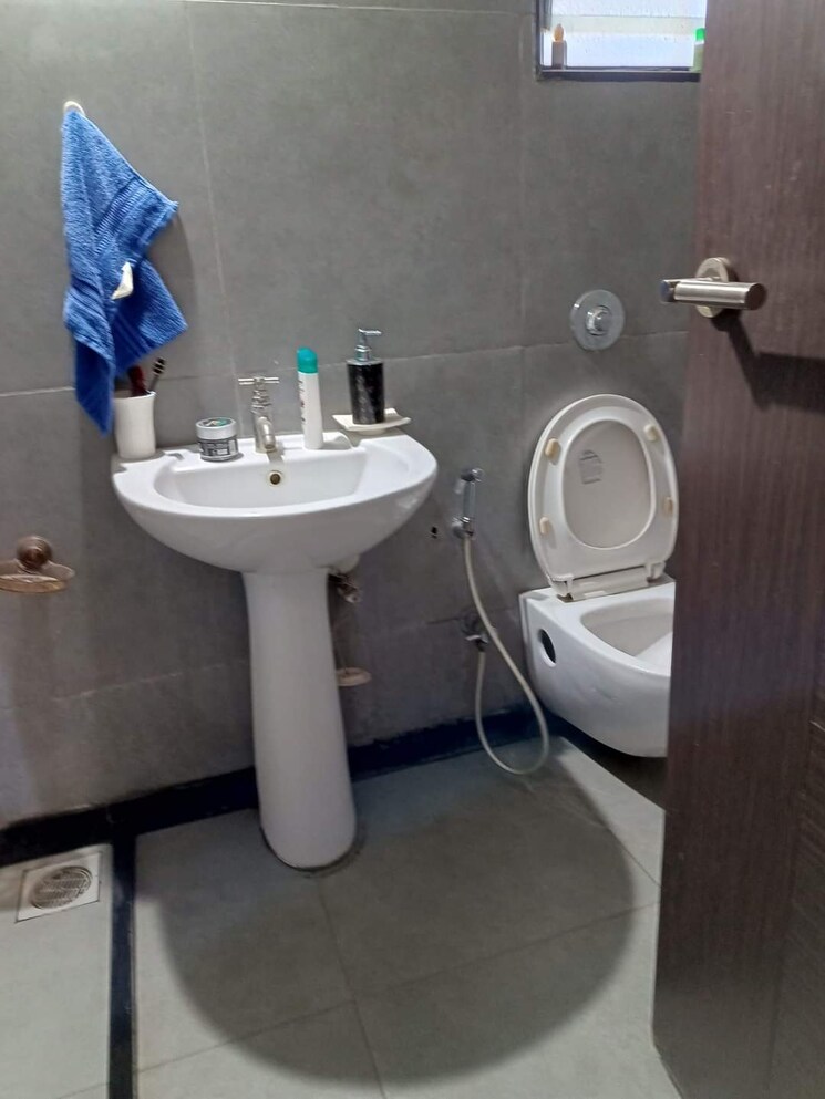 Bathroom, alcon-renaissant 1 Bedroom 650 Sq.Ft. Apartment In Kharadi Pune 7758914