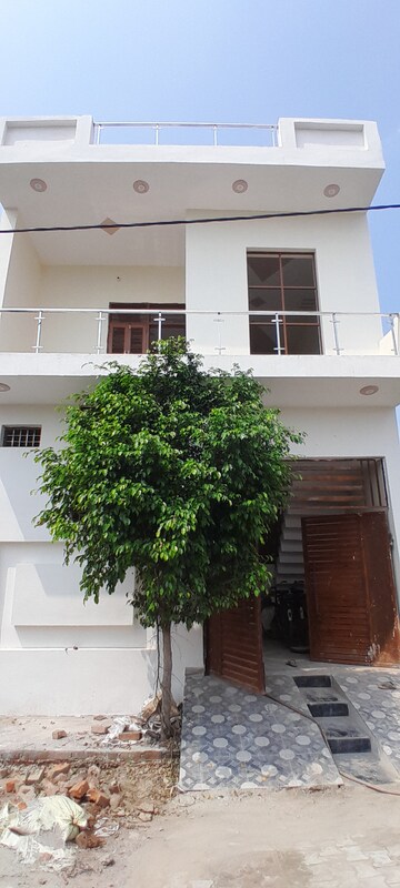 3.5 BHK Independent House For Sale in Sardhana Road