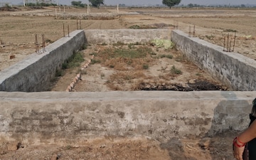 Plot For Sale in Jewar