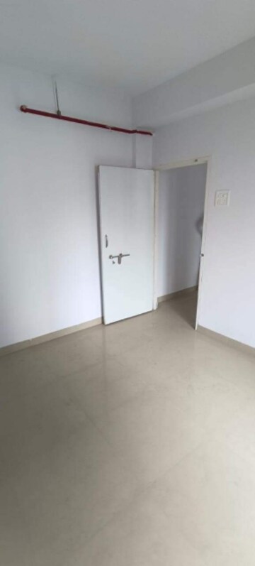 Room in 1 BHK Apartment at Durvas CHS, Nalasopara East – for Sale