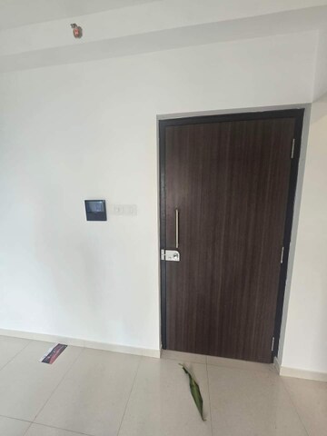 Room in 1 BHK Apartment at Durvas CHS, Nalasopara East – for Sale
