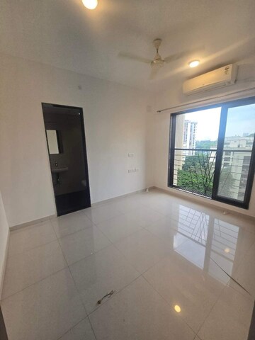 Room in 1 BHK Apartment at Durvas CHS, Nalasopara East – for Sale