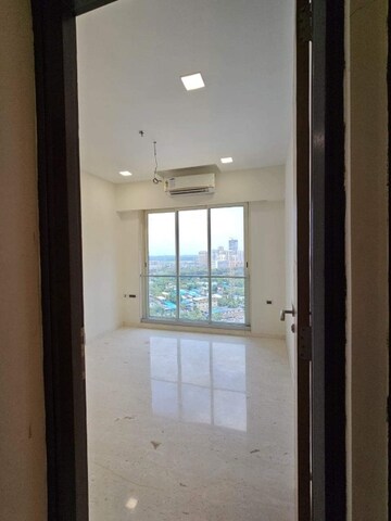 Room in 1 BHK Apartment at Agarwal Exotica, Vasai East – for Sale