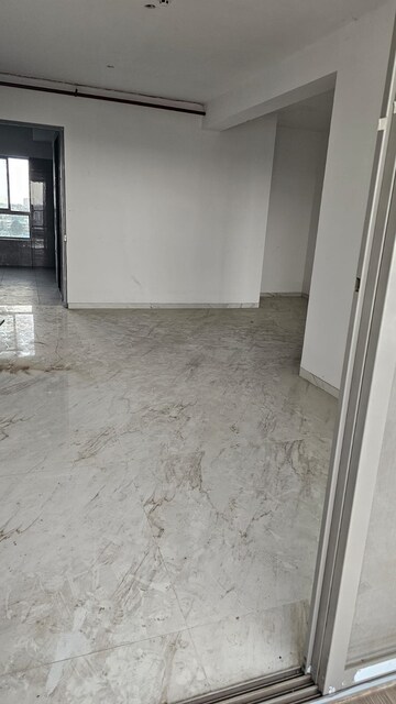Room in 3 BHK Apartment at Kalyan West – for Sale