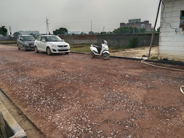 Exterior View, sector 10 greater noida  100 Sq.Yd. Plot In Sector 10 Greater Noida Greater Noida 7759395