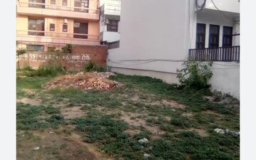 Plot For Sale in Ansal Sushant Floors, Sushant Lok ii