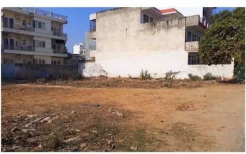 Plot For Sale in Sector 55