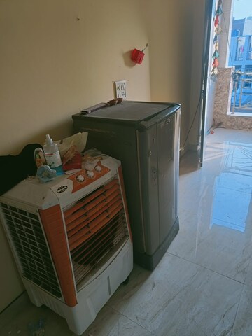 Bedroom in 1.5 BHK Builder Floor at New Ashok Nagar – for Sale
