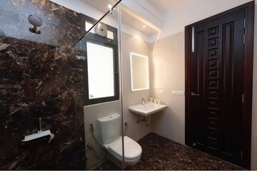 Bathroom in 3.5 BHK Apartment at Ahinsha Naturez Park, Sector 41 – for Sale