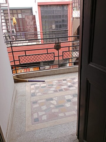 Balcony in 1 BHK Villa at RWA Apartments Sector 27, Sector 27 – for Rent