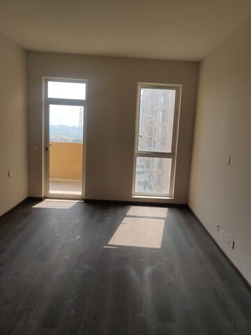 Room in 4 BHK Builder Floor at Sushant Lok 3, Sector 57 – for Sale