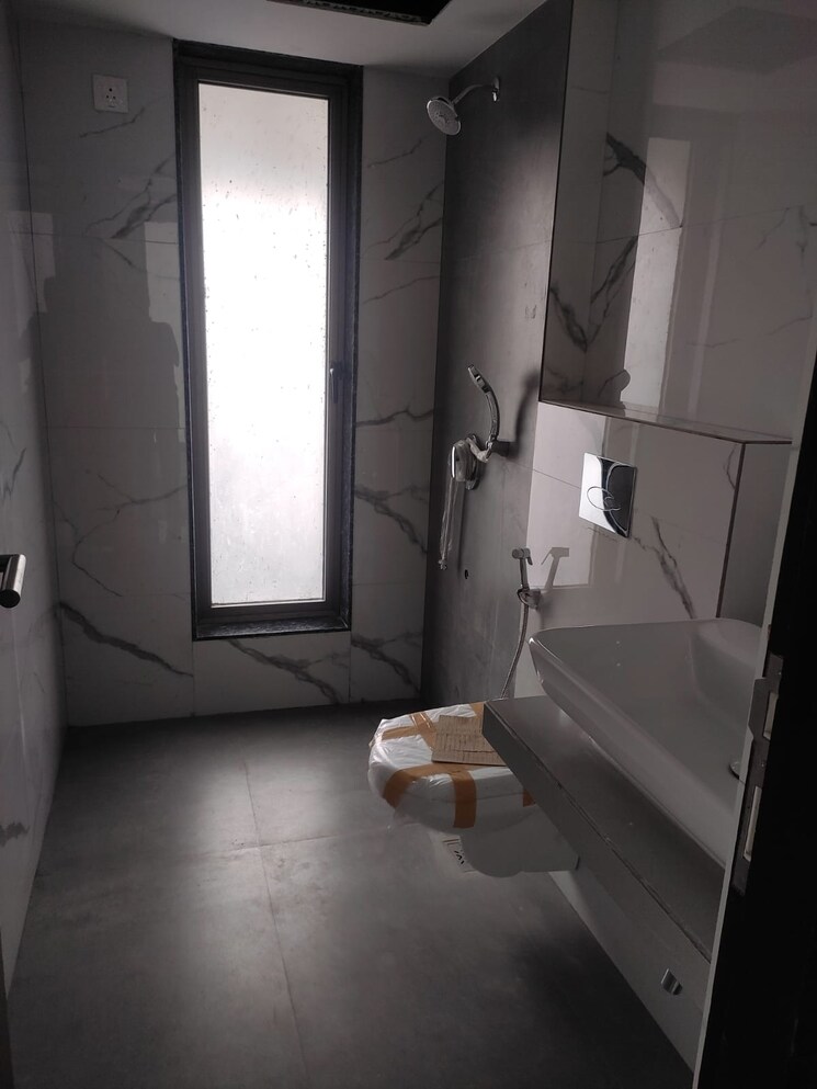 Bathroom, neelam-solstice 2.5 Bedroom 980 Sq.Ft. Apartment In Ghatkopar East Mumbai 7760599