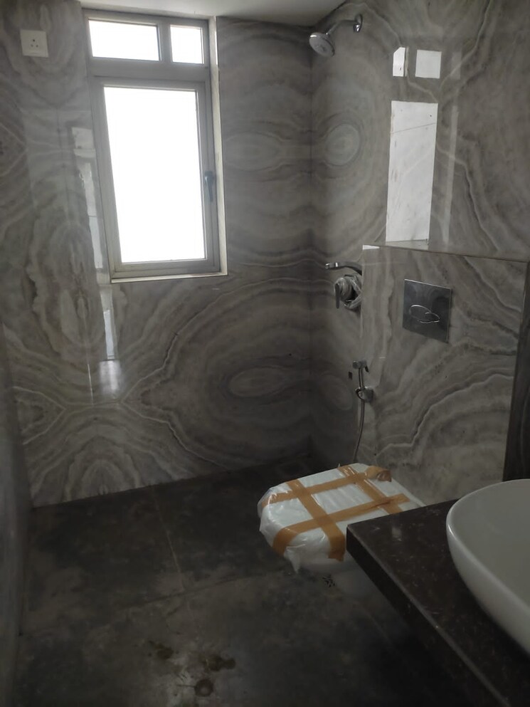 Bathroom, neelam-solstice 2.5 Bedroom 980 Sq.Ft. Apartment In Ghatkopar East Mumbai 7760599
