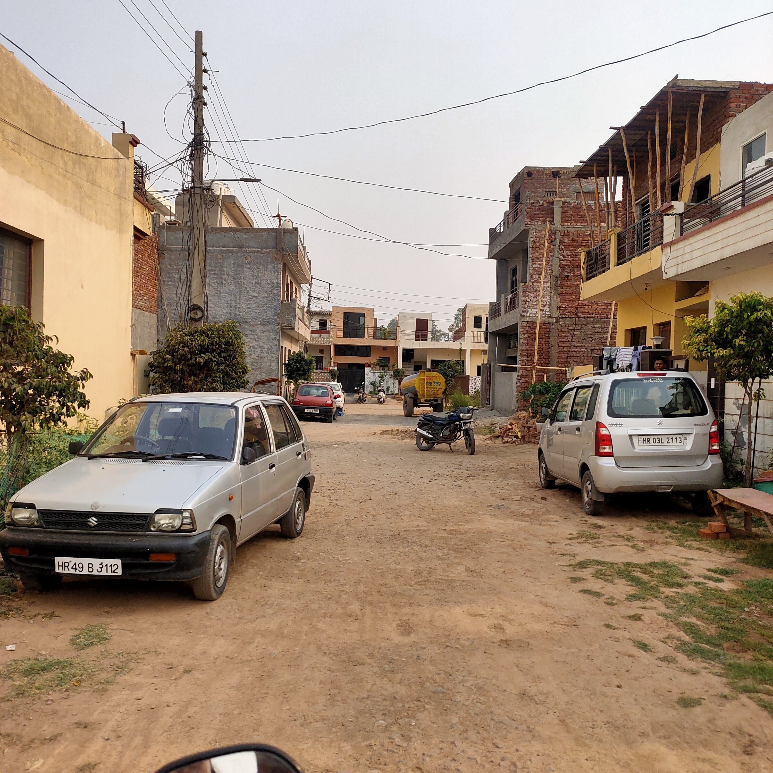 Plot For Resale in Bhabat Zirakpur  7760607