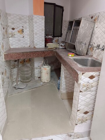 Bathroom in 1.5 BHK Builder Floor at Lajpat Nagar – for Rent