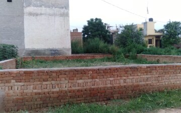 Plot For Sale in Pratap Vihar