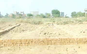 Plot For Sale in Pratap Vihar