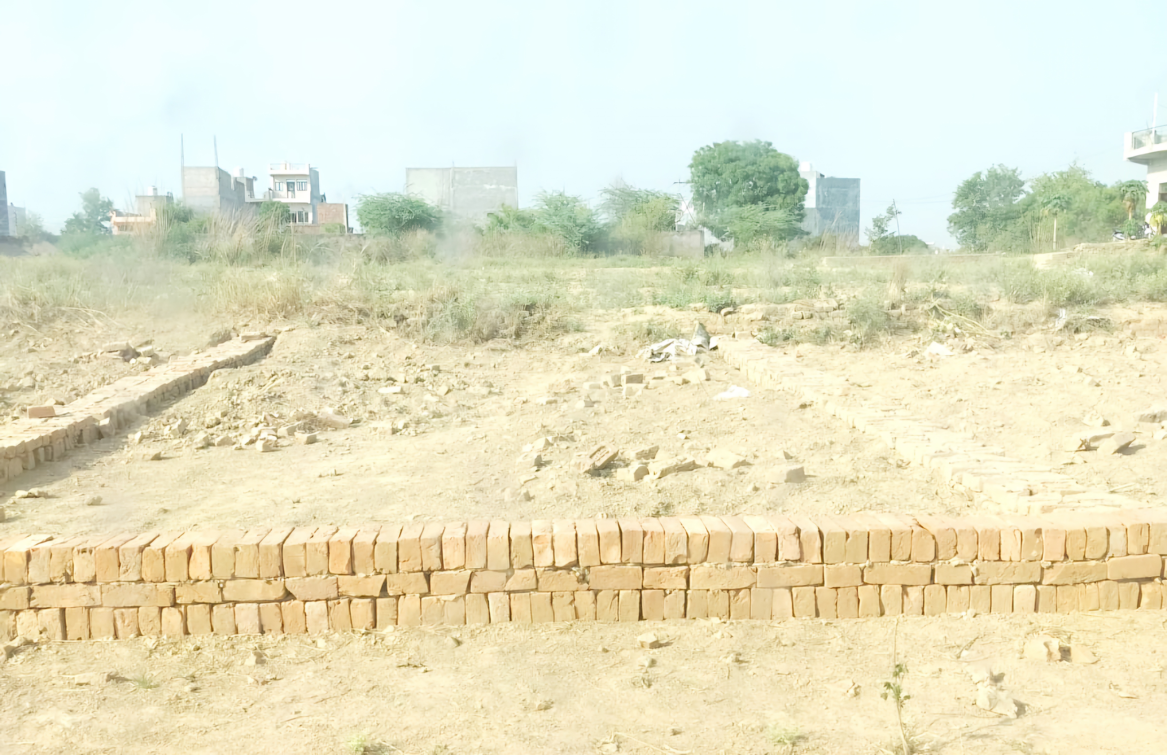 Plot For Sale in Pratap Vihar