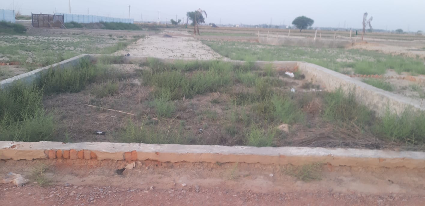 Plot For Sale in Oriental Build Com 