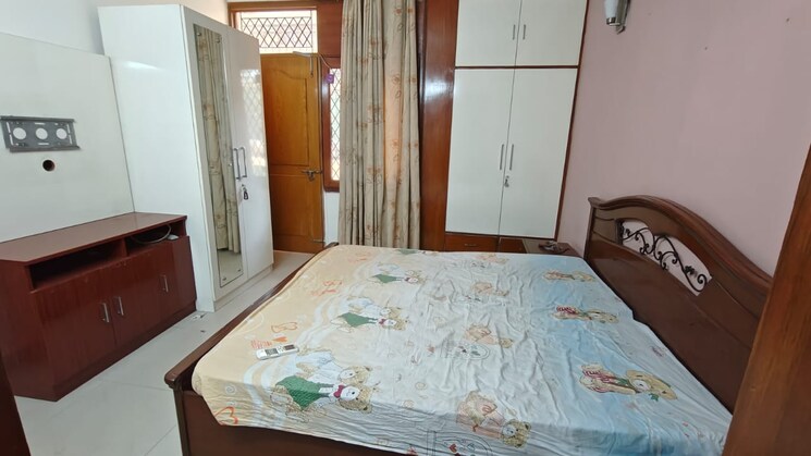 Bedroom, ardee-city 3 Bedroom 300 Sq.Yd. Builder Floor In Sector 52 Gurgaon 7760862