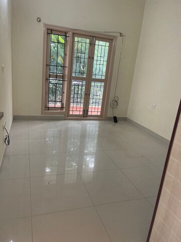 Room in 2 BHK Builder Floor at Thanisandra Main Road – for Sale