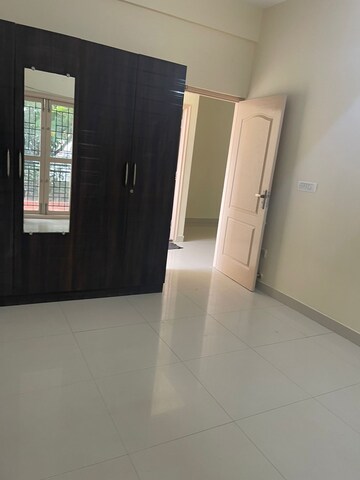 Room in 2 BHK Builder Floor at Thanisandra Main Road – for Sale