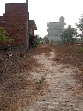 Plot For Resale in Kasba Kol Aligarh  7760940