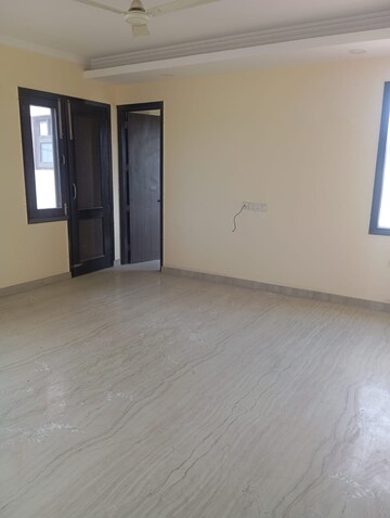 3 BHK Independent House For Rent in RWA Apartments Sector 52 Sector 52 Noida  7761326