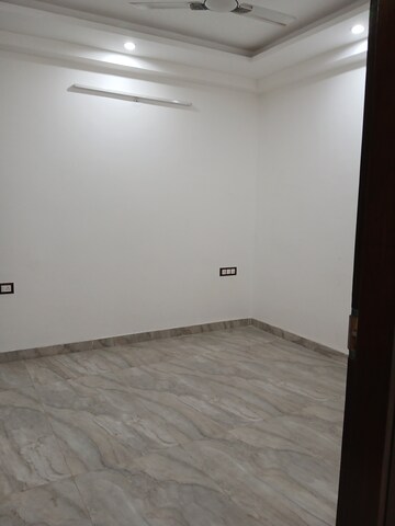 Room in 3 BHK Builder Floor at Chattarpur – for Sale