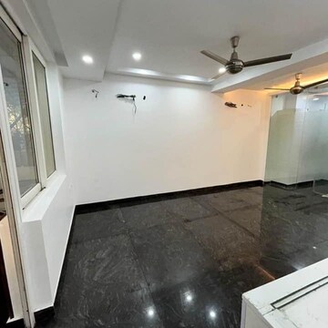 Team Area in 3 BHK Builder Floor at Chattarpur – for Sale