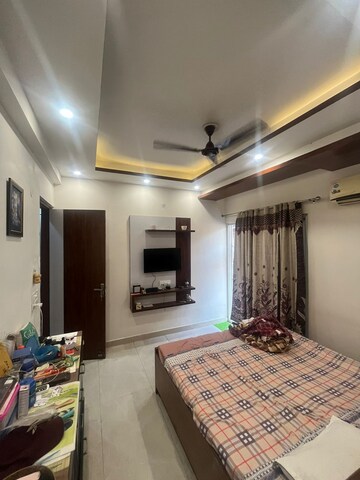 Living Room in 2.5 BHK Builder Floor at Gms Road – for Sale