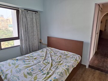 Bedroom in 2 BHK Apartment at Andheri West – for Rent