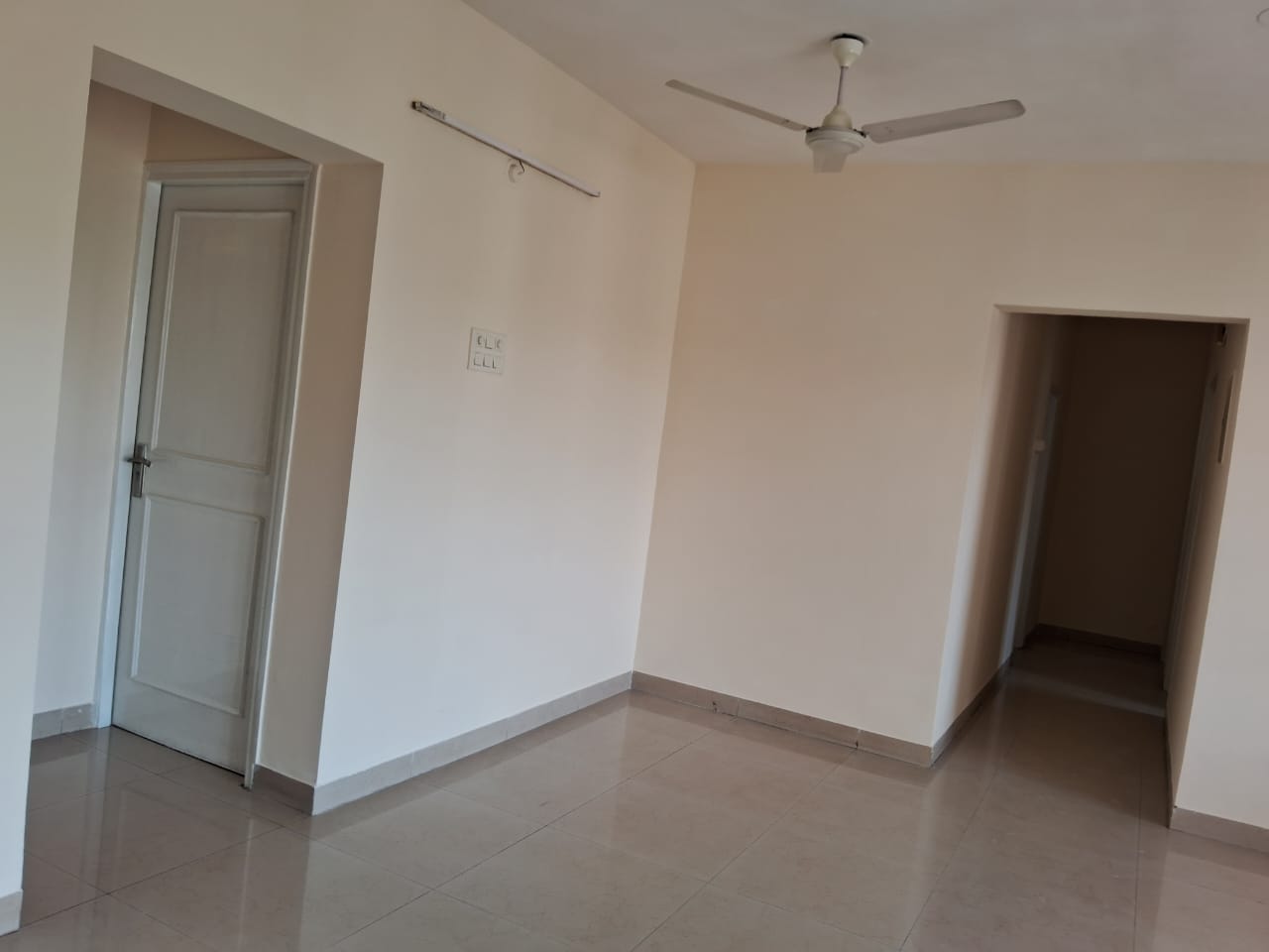 2 BHK Apartment For Rent in Shree Tirupati Maple Tower Kondhwa Pune  7762035