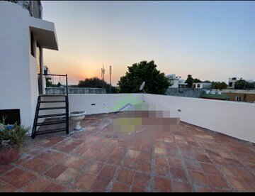 Balcony in 3 BHK Builder Floor at Navjeevan Vihar – for Sale
