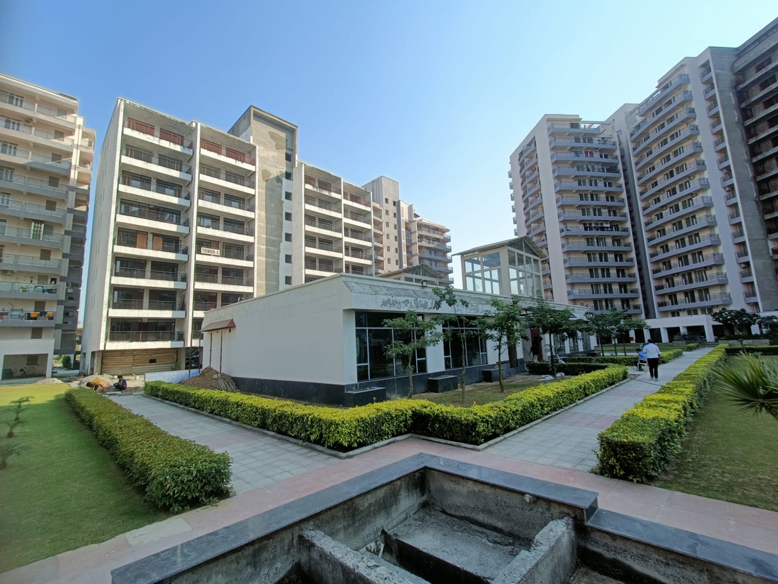 3 BHK Apartment For Resale in Cosmos Express 99 Sector 99 Gurgaon  7762443