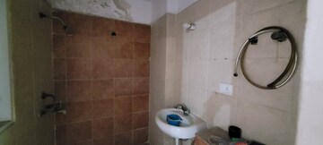 Bathroom in 2.5 BHK Apartment at Antriksh Green Kaushambi, Dabur Chowk – for Sale