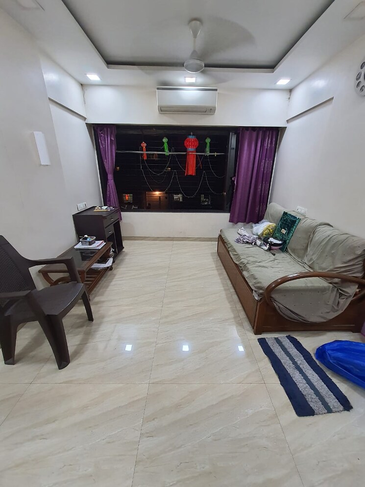  Parking, shree-vinayak-society 1 Bedroom 450 Sq.Ft. Apartment In Vile Parle East Mumbai 7762874