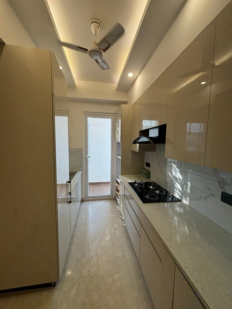 Kitchen, raj-one-good-earth 3 Bedroom 1611 Sq.Ft. Apartment In Sector 71 Gurgaon 7762982