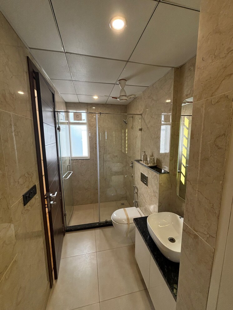 Bathroom, raj-one-good-earth 3 Bedroom 1611 Sq.Ft. Apartment In Sector 71 Gurgaon 7762982